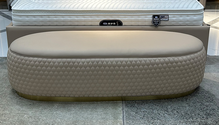 6306 Luxury End-of-Bed Foot Stool