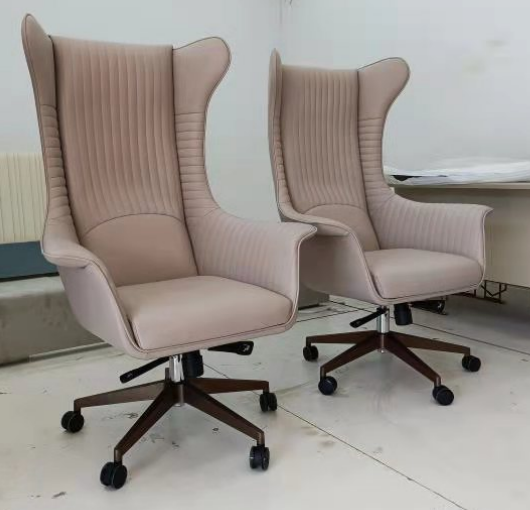 Bentley Series Rotatable Luxury Office Chair